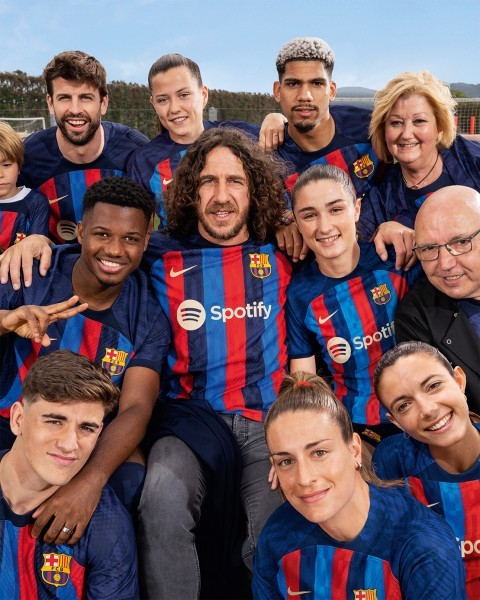 Maglia FC Barcelona Dani Alves 8 Divisa Prima 2022/23